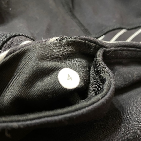 LULUS - Picture 3 of 3